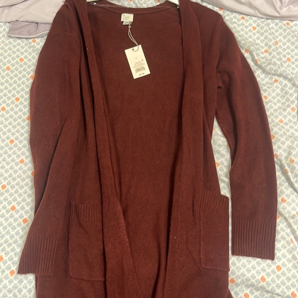 BNWT maroon cardigan